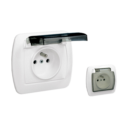 KARLIK Jednoduchá zásuvka stříbrná s klapkou