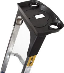 žebříková police