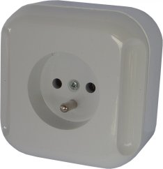 Dvojitá zásuvka povrchová P230 P