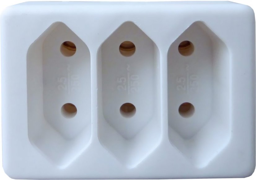 Rozbočka síťová plochá 3 zásuvky